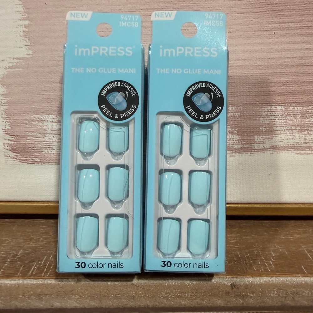 imPRESS Sky Blue Press-On Nails length short